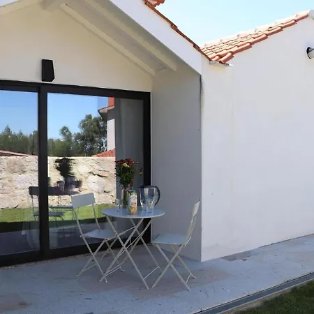 Casa Do Mestre Inteira Feriehus Vila de Punhe