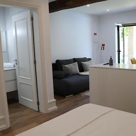 Casa Do Mestre Inteira Feriehus Vila de Punhe