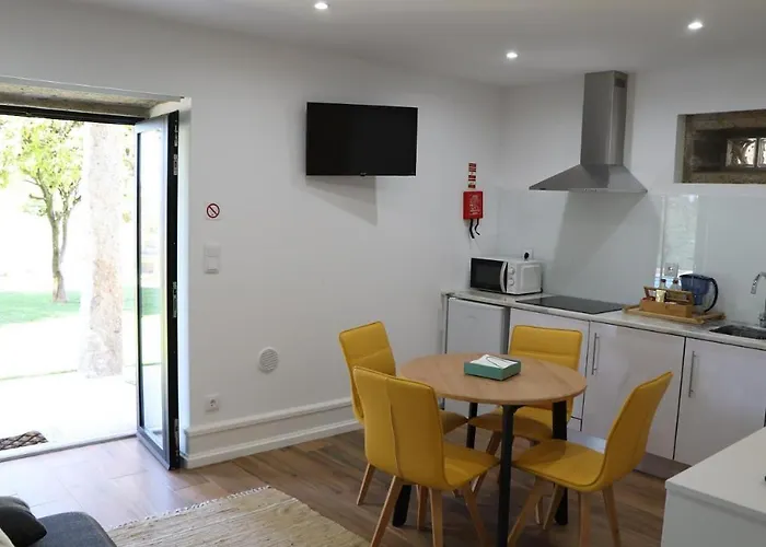 Holiday home Casa Do Mestre Inteira Vila de Punhe