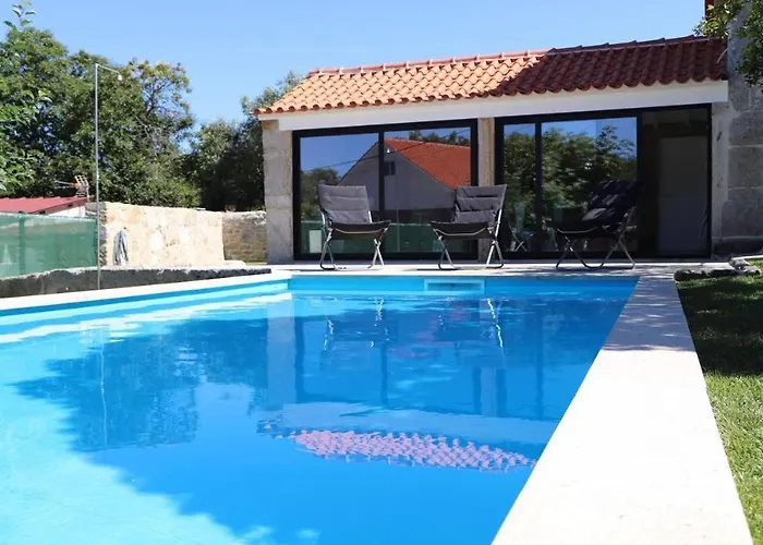 Casa Do Mestre Inteira Holiday home Vila de Punhe